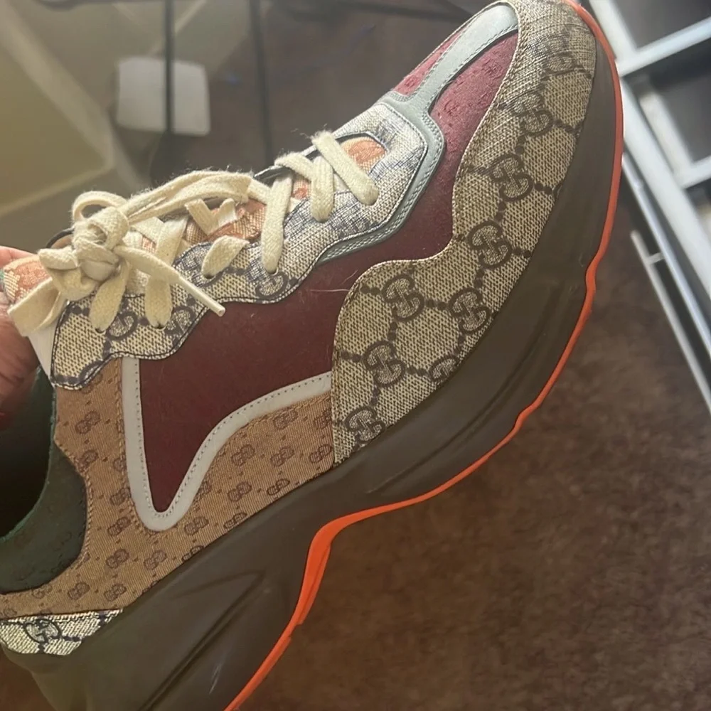 GUCCI RHYTON SNEAKERS - Picture 3 of 5